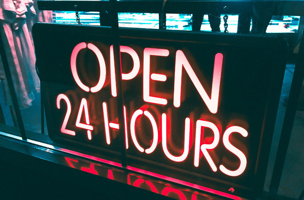 Open 24 hours sign (photo credit Alina Grybnyak)